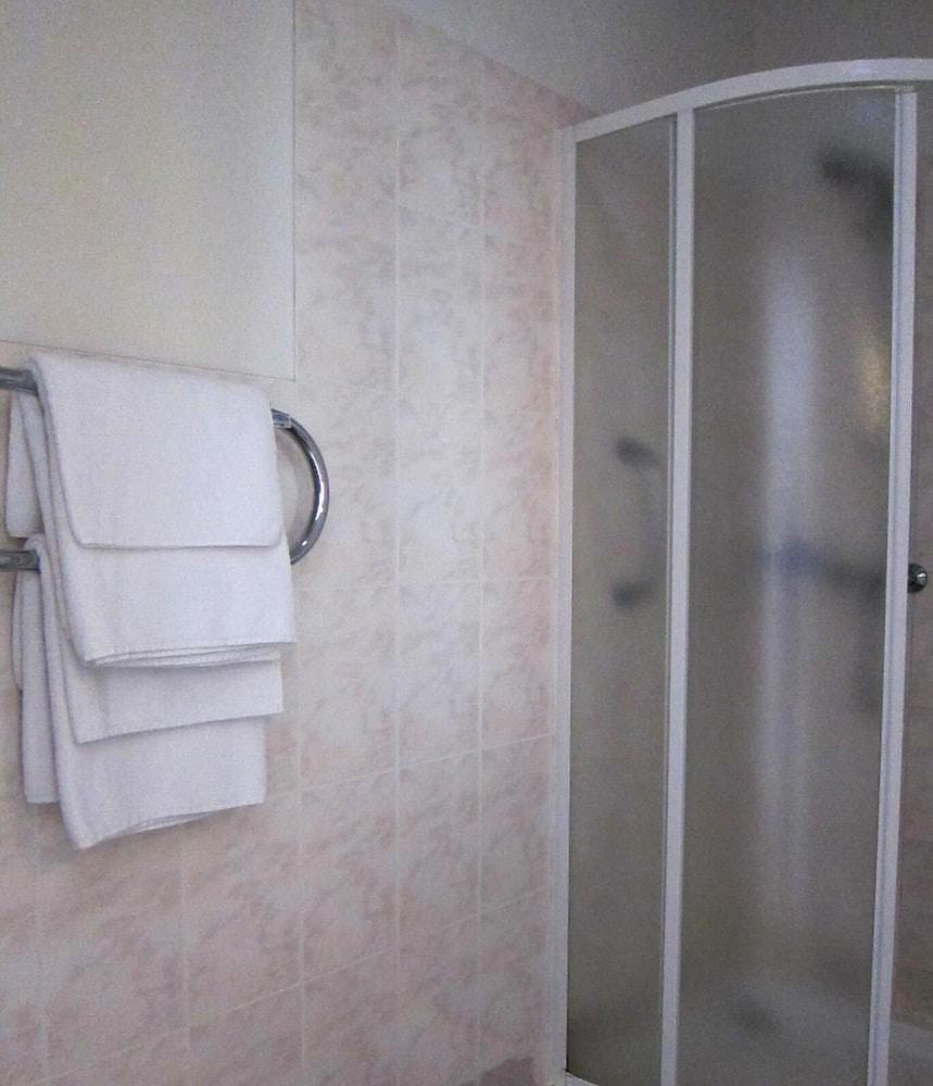 Hotel Vilmaja Riga Kültér fotó