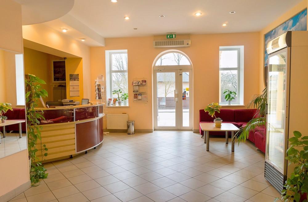 Hotel Vilmaja Riga Kültér fotó